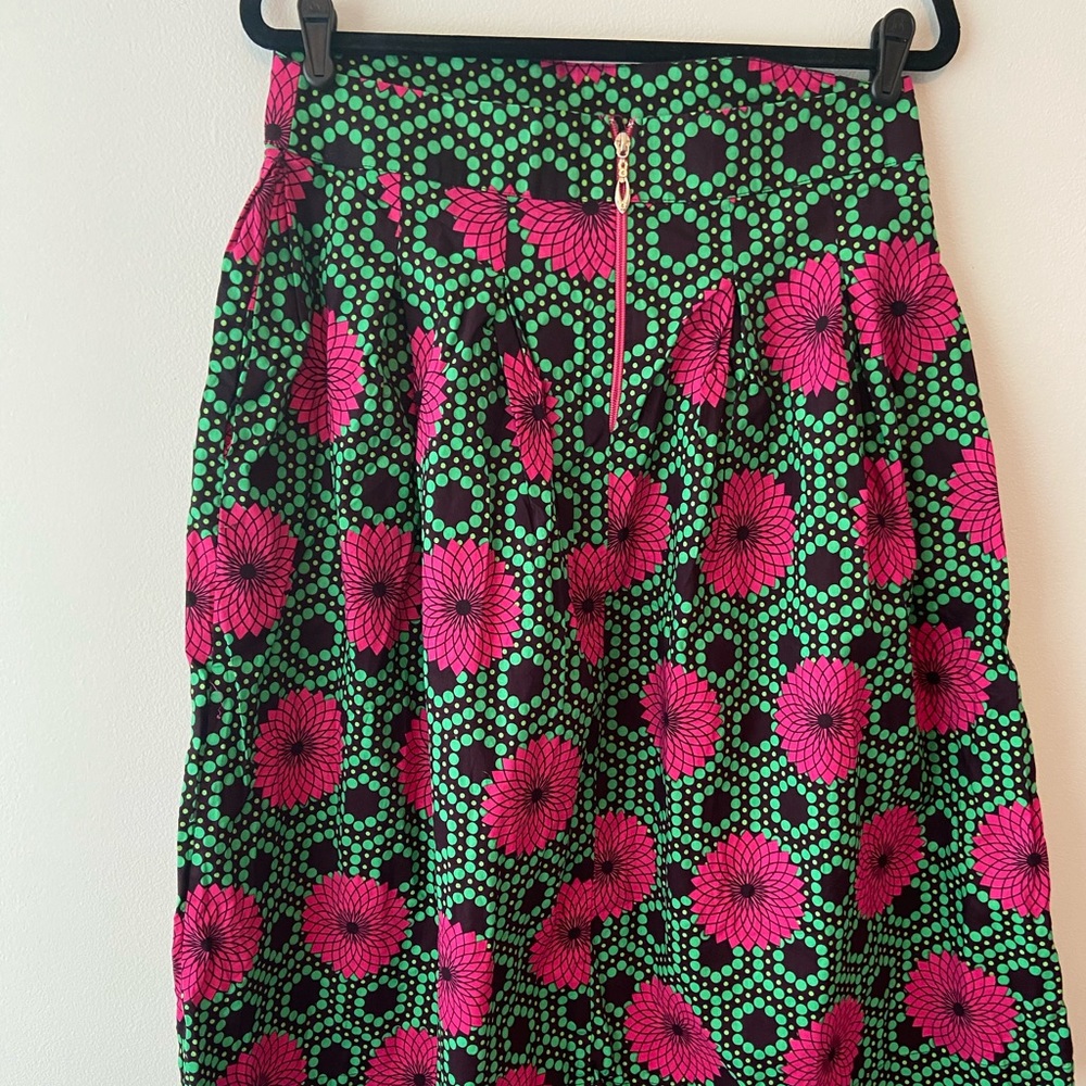 African print high waisted skirt to love!